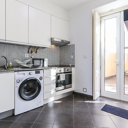 Vita Portucale ! Concept Apartment Campo Ourique Lisbon Luaran gambar