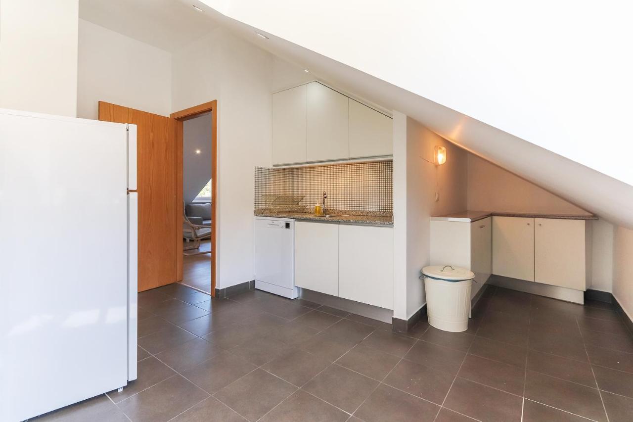 Vita Portucale ! Concept Apartment Campo Ourique Lisbon Luaran gambar