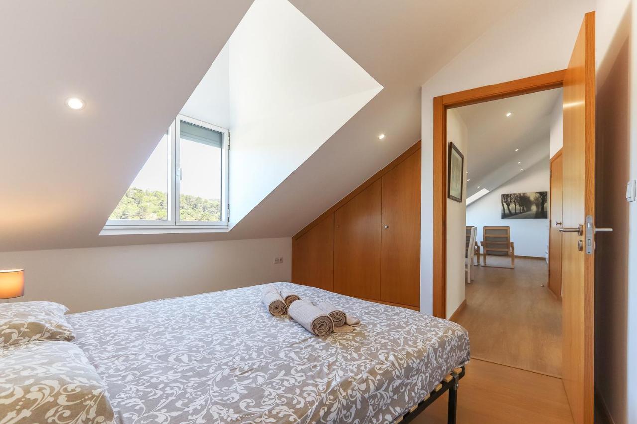 Vita Portucale ! Concept Apartment Campo Ourique Lisbon Luaran gambar
