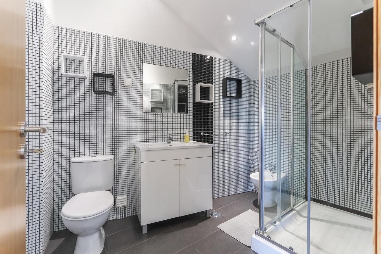 Vita Portucale ! Concept Apartment Campo Ourique Lisbon Luaran gambar