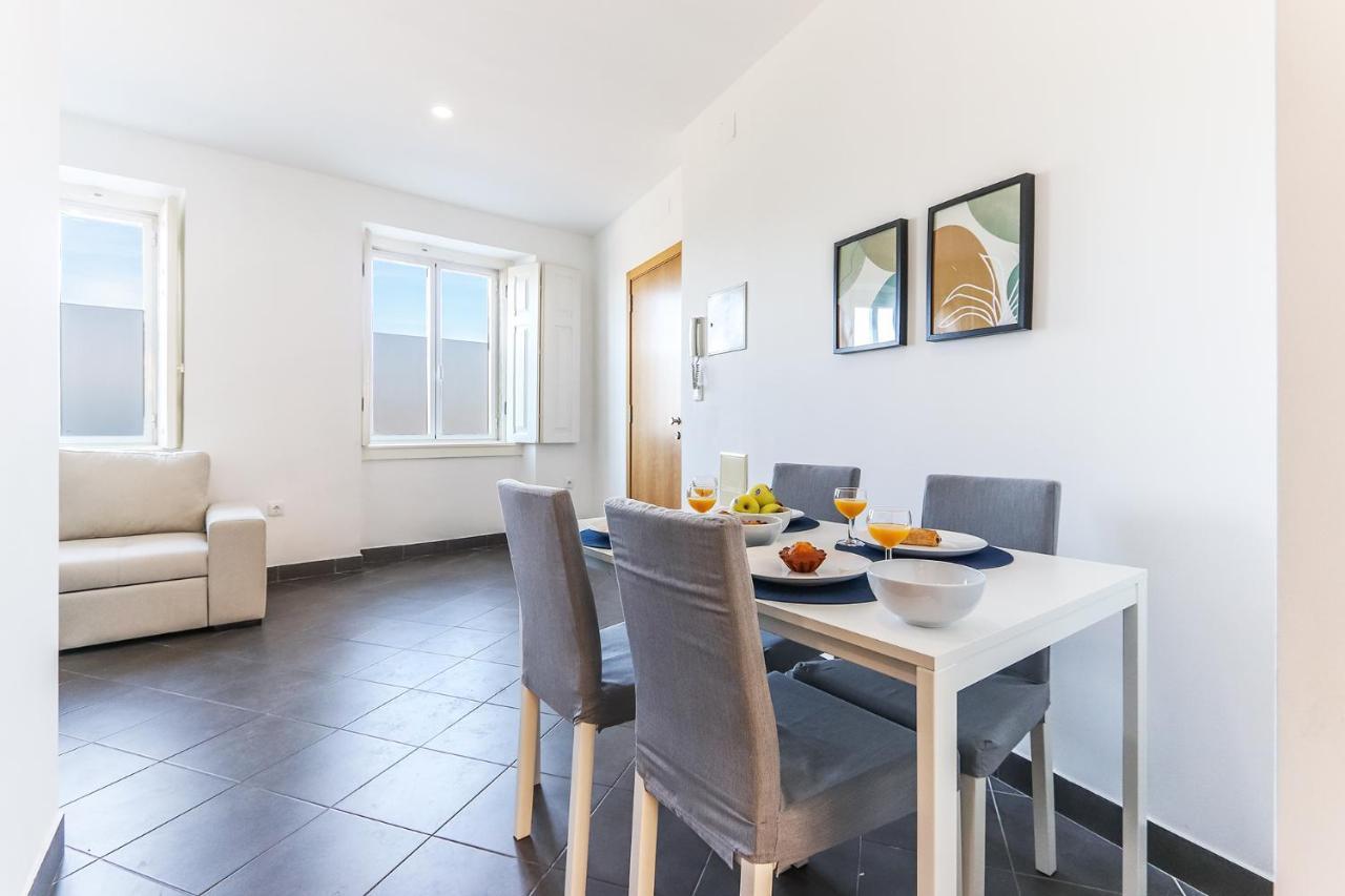 Vita Portucale ! Concept Apartment Campo Ourique Lisbon Luaran gambar
